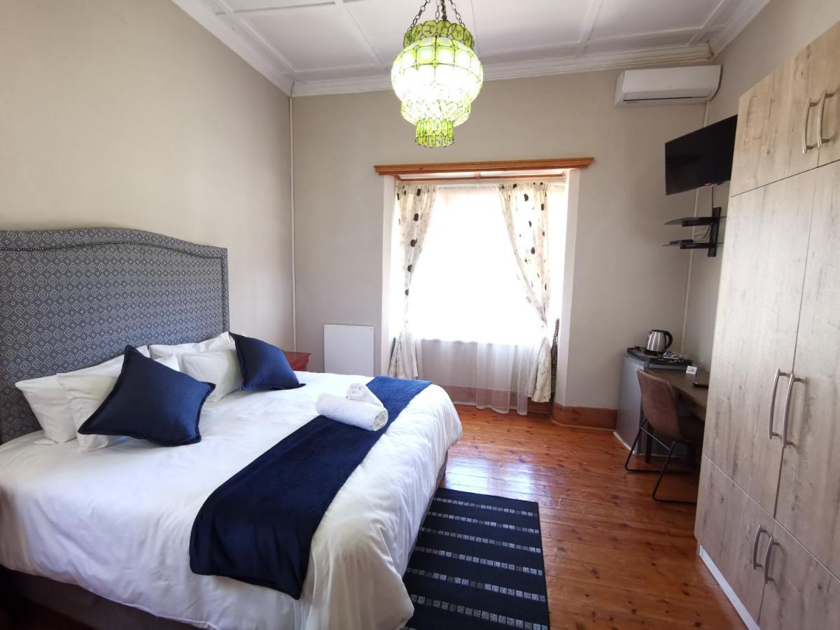 Lucolo Palace B&B Aliwal North Exterior photo